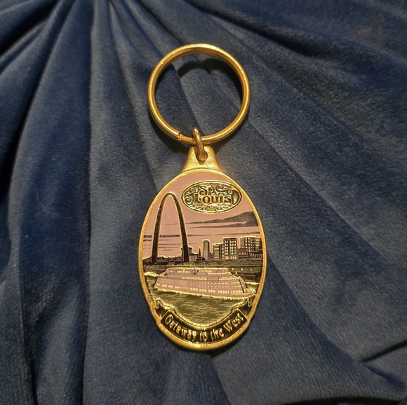 Accessories - Vintage St. Louis Souvenir Keychain